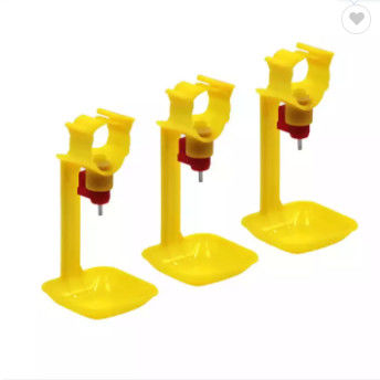 Sistema impermeable del bebedor del pezón del pollo Agua llena 360 grados