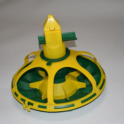 Línea automática de alimentación de asadores / pollos / bandejas para aves de corral
