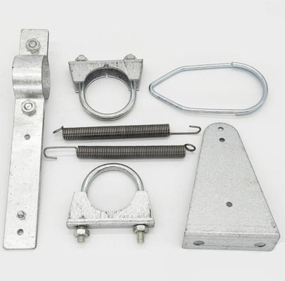 línea de alimentación de pollo completamente automática 450kg/H con tubo galvanizado tolva