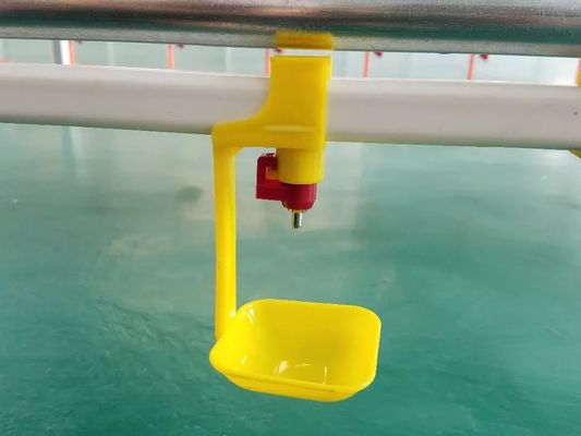 0.031kg/Uds sistema de bebedero de niple de pollo que se limpia fácilmente
